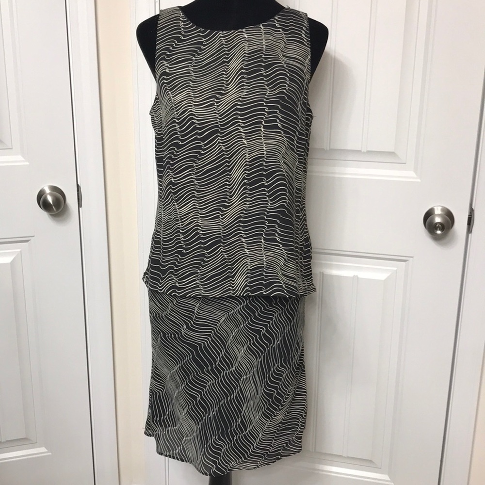 Reversible Sleeveless Tunic & Skirt Set - 10